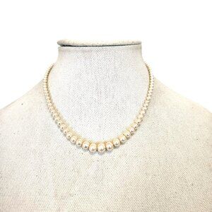 Vintage Graduated Pearl Neclace w Sterling Silver Clasp 16"